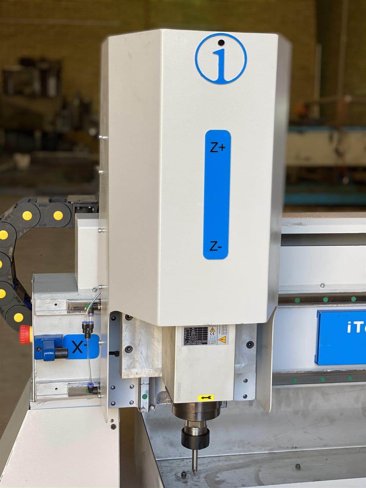 دستگاه CNC ماشین‌کاری آلومینیوم و فلزات نرم