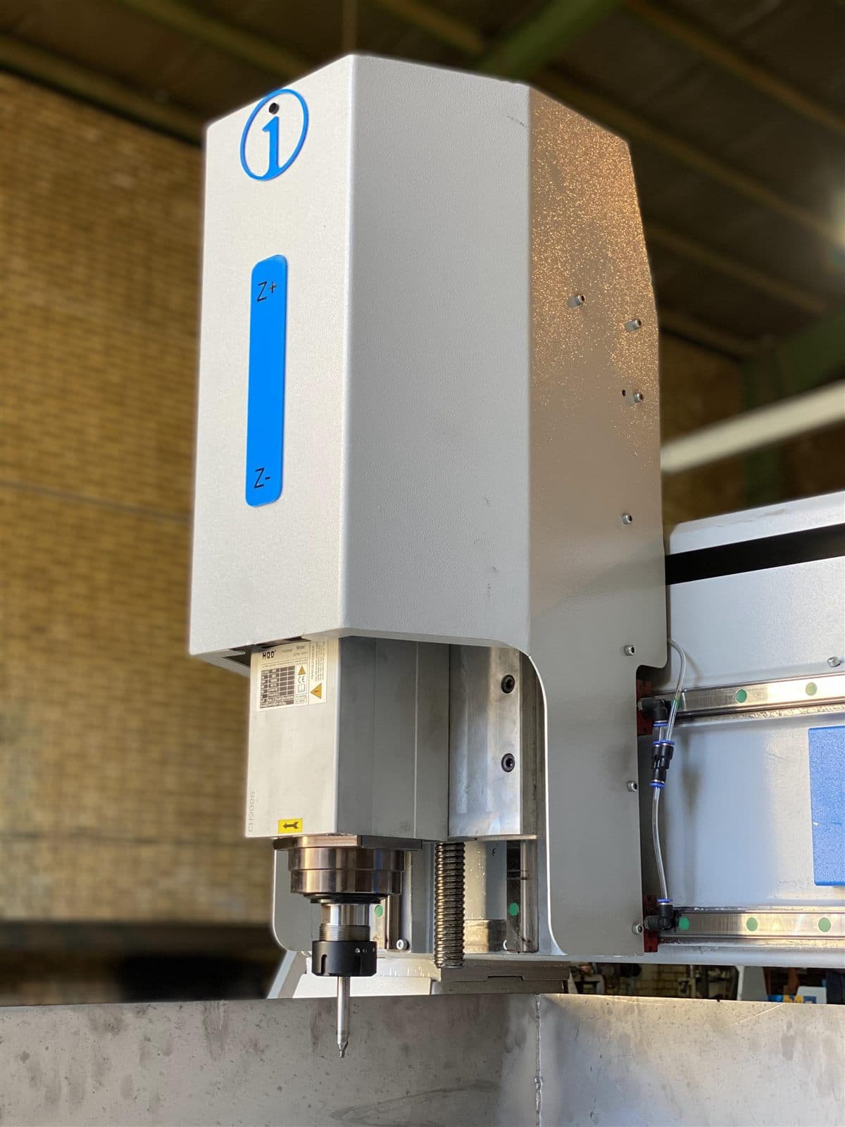 دستگاه CNC ماشین‌کاری آلومینیوم و فلزات نرم