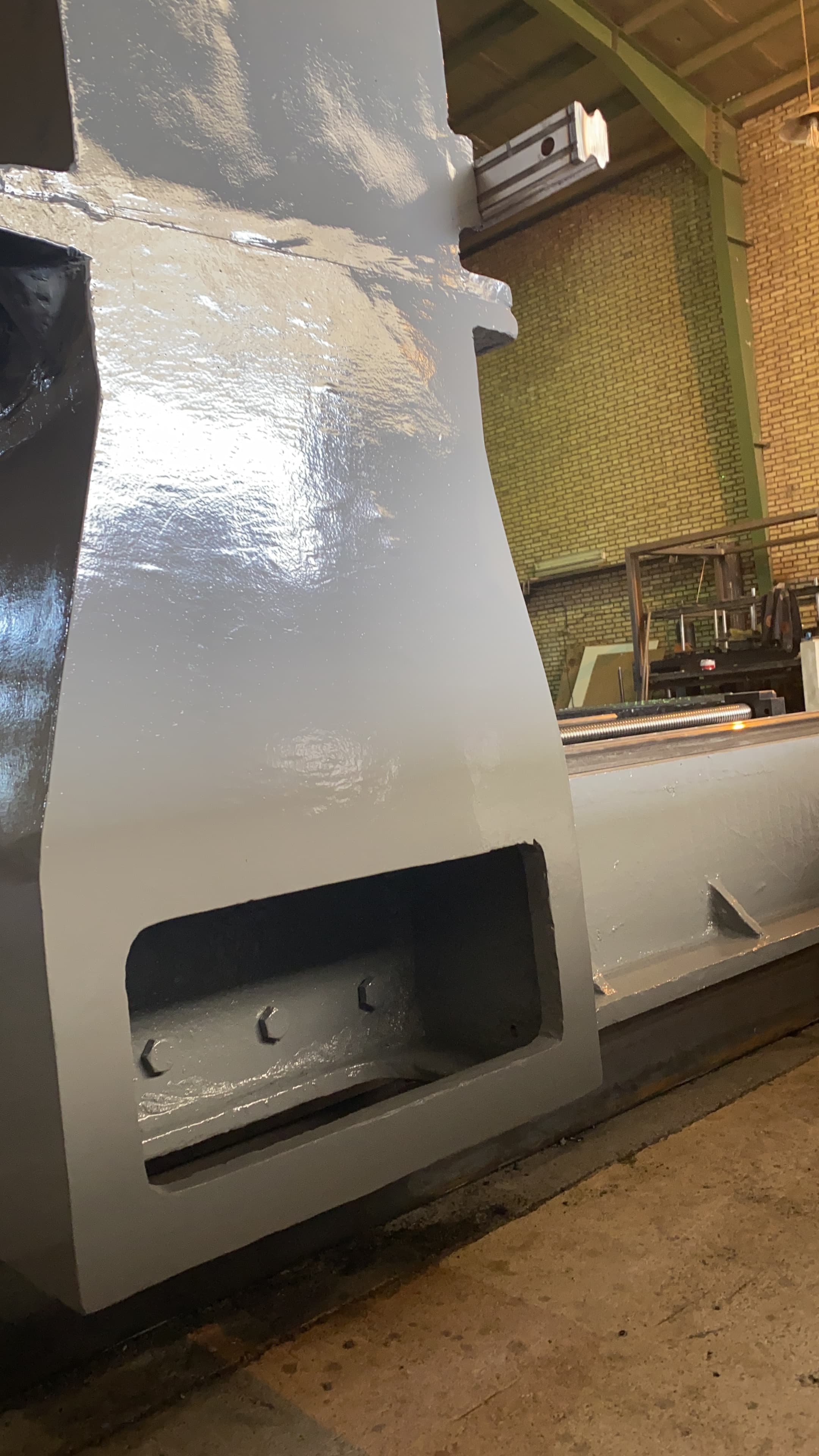 دستگاه فرز CNC چدنی سنگین