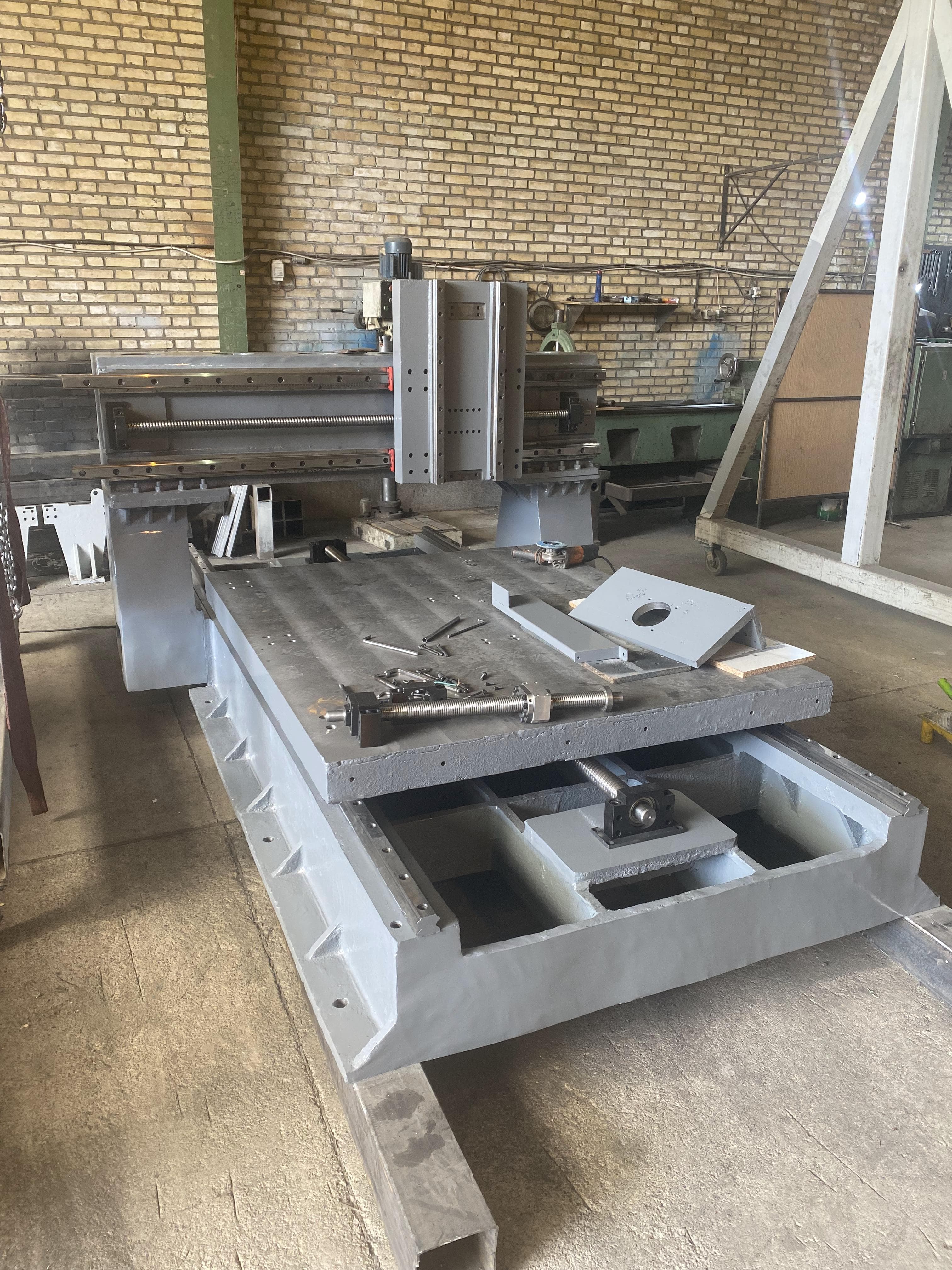 دستگاه فرز CNC چدنی سنگین