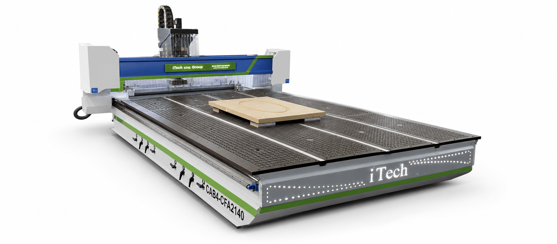 دستگاه CNC چهار محور سری CAB آی‌تک با پس‌زمینه سفید